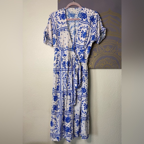 URBAN OUTFITTERS Gabrielle Wrap Dress - Picture 7 of 12